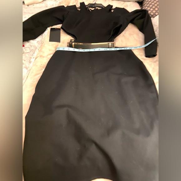 Bebe Ocelot LS Cutouts Dress. - Picture 8 of 9